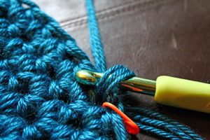 DIY crochet patterns & tutorials from PurlsAndPixels
