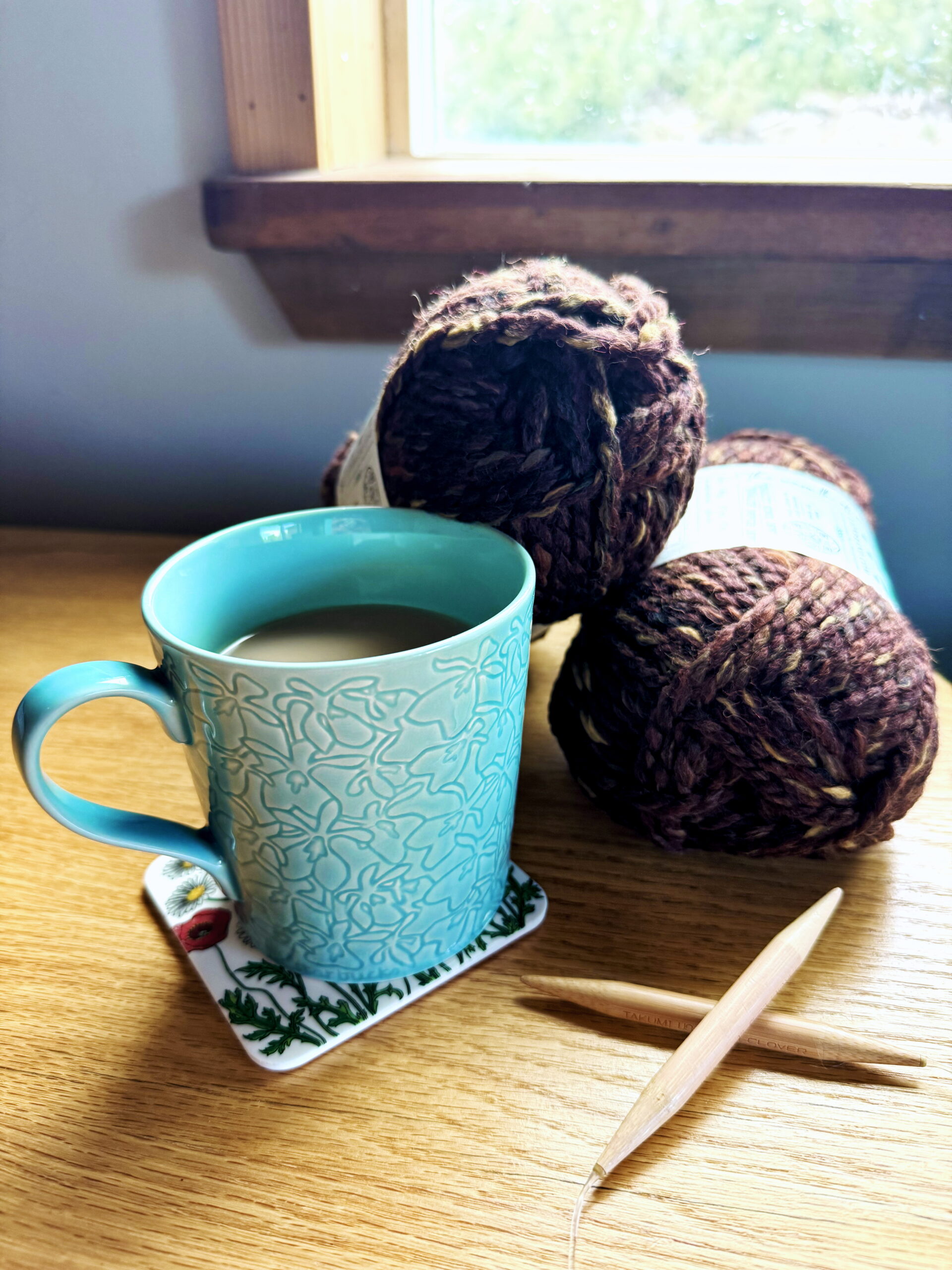Just pick brown. Brown is the cozy, practical yarn color trending for fall 2025. Why brown yarn works, what to knit & more from Liz @PurlsAndPixels.