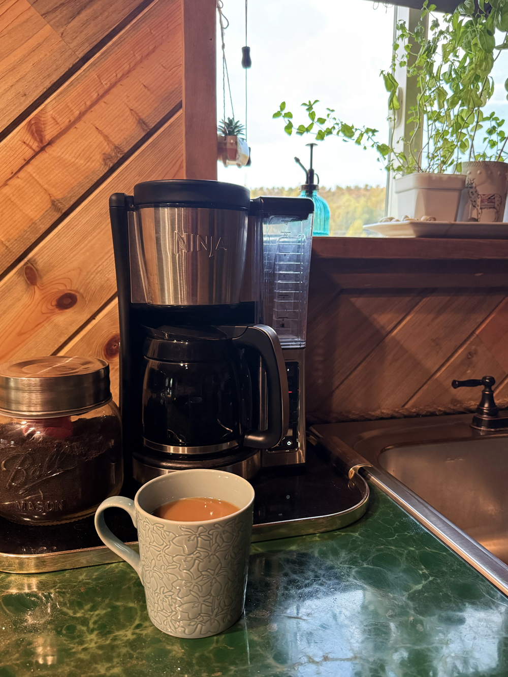 Learn to make your own cozy coffee nook with Liz Chandler @PurlsAndPixels. Happy Coffee Day!