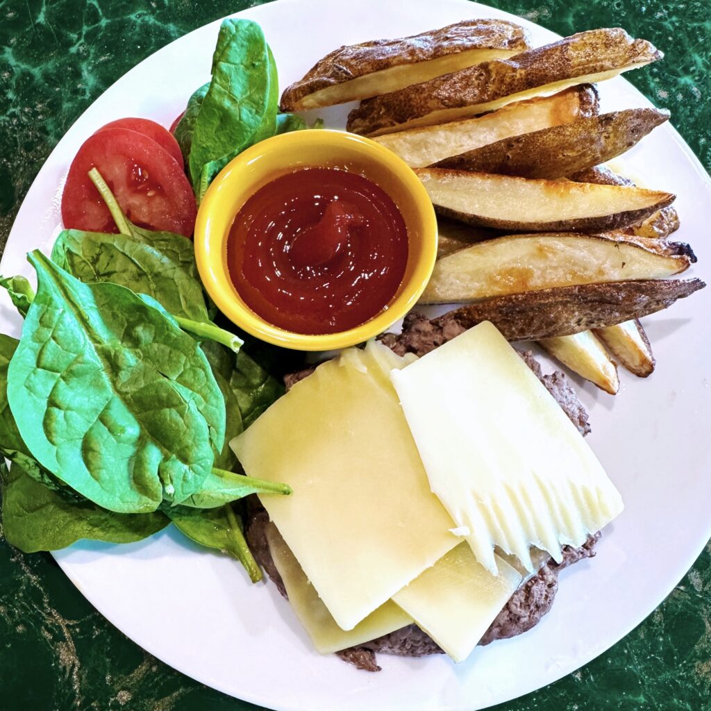 Learn to cook, keep an ingredient kitchen, and get easy-to-follow recipes from Liz Chandler @PurlsAndPixels.